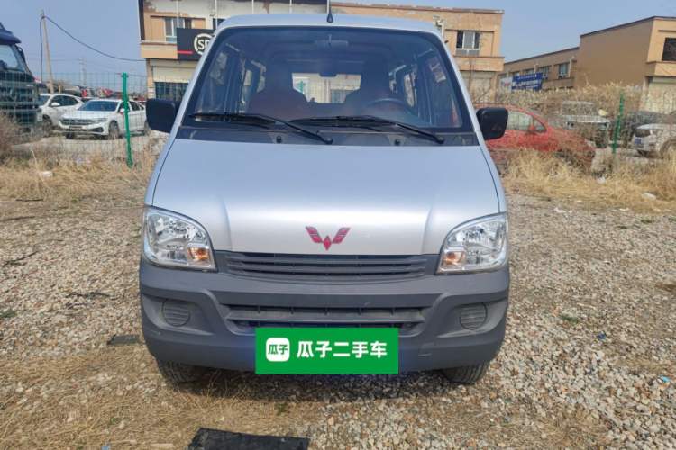 Used Wuling Zhiguang 2023 1.5L Practical Version 5/7 Seats
