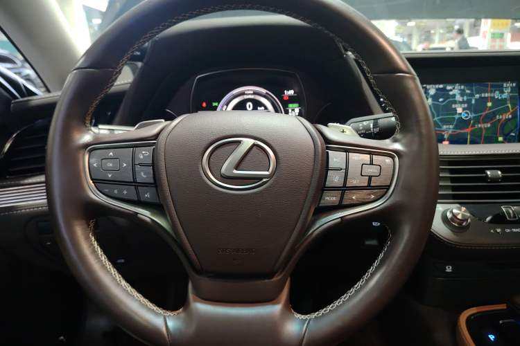 Used Lexus LS 2020 500h Excellence Edition China VI standard