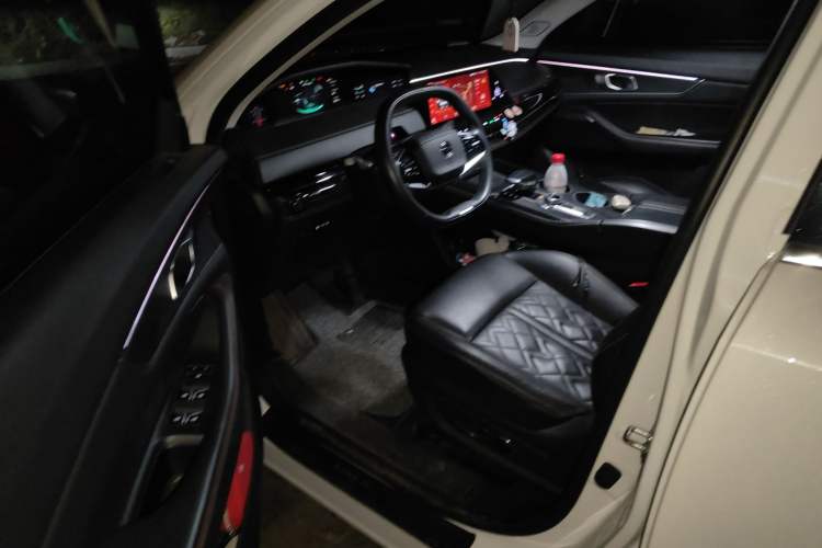 Used Changan UNI-K iDD 2022 Blue Whale iDD 130km 1.5T Prestige Model