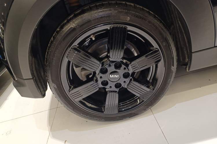 Used MINI 2023 Updated 1.5T COOPER Artist