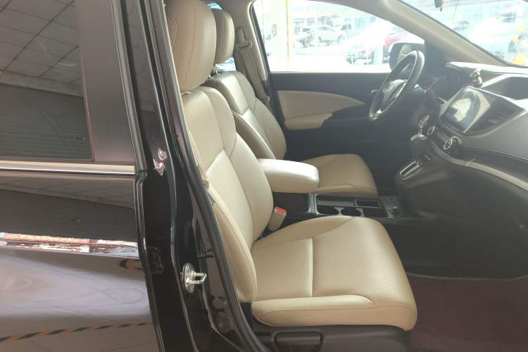 Used Honda CR-V 2016 2.0L two-wheel drive Urban Edition