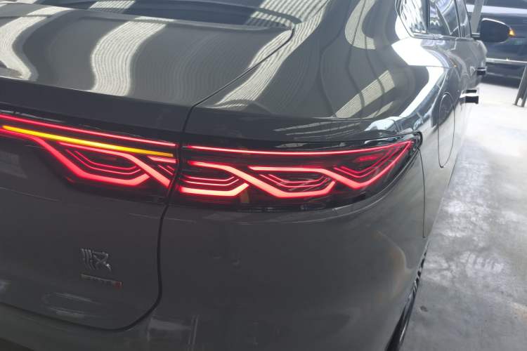 Used BYD Han 2025 DM-i Intelligent Driving Edition 125KM LiDAR Flagship Model