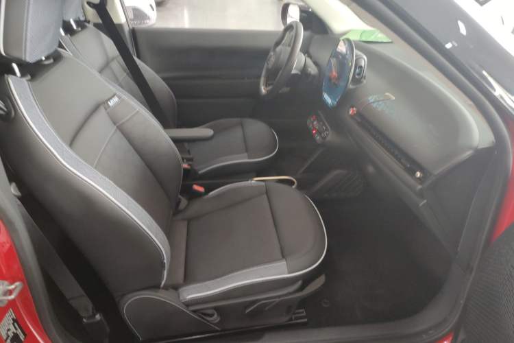 Used MINI Electric MINI COOPER 2024 456km COOPER E Classic Edition