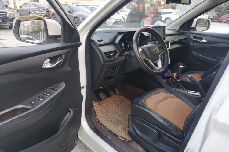 Used Wuling Hongguang S3 2018 1.5L Manual Comfort Model China V Standard
