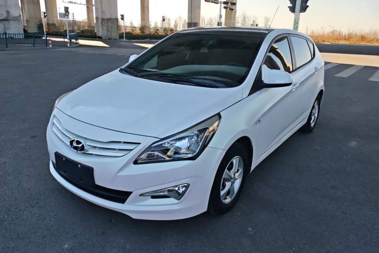 Used Hyundai Verna Ray 2014 1.4L Automatic GLX