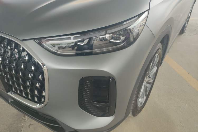 Used Chery Tiggo 8 L 2025 Model 2.0T Two-Wheel Drive Changhong Edition—5 Seaters