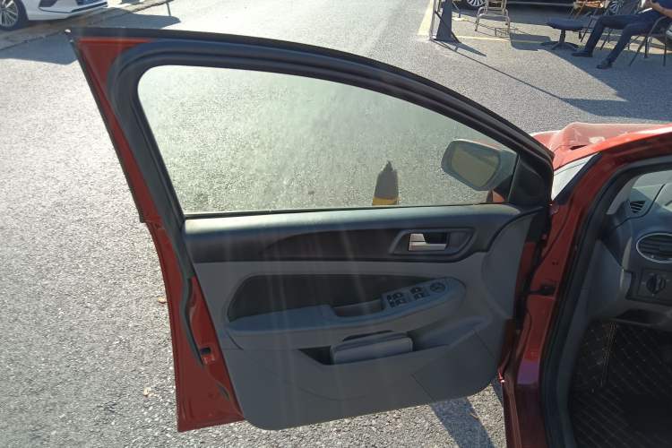 Used Ford Focus 2013 Hatchback Classic 1.8L Automatic Millionth Anniversary Edition