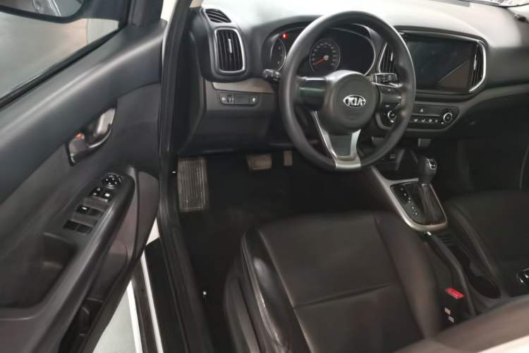 Used Kia KX3 2017 1.6L Automatic Aoya Version
