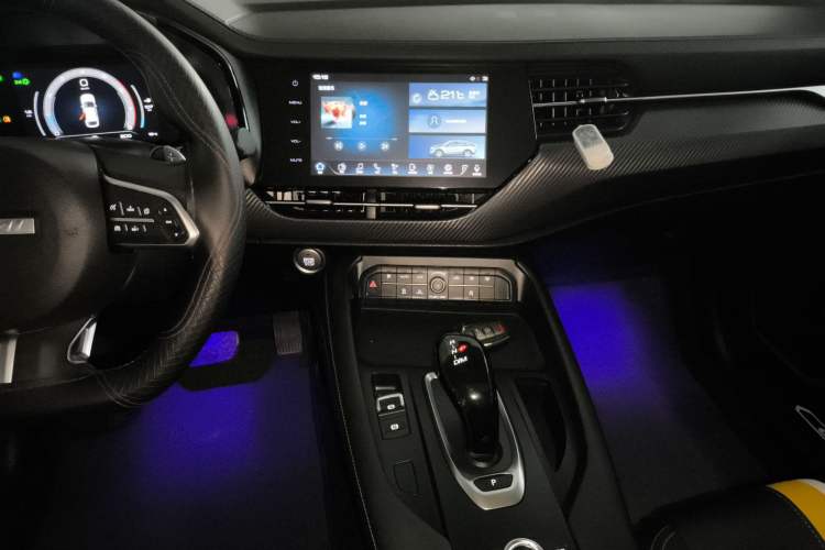 Used Haval F7x 2019 2.0T Two-Wheel Drive Smart & Stylish Play Edition