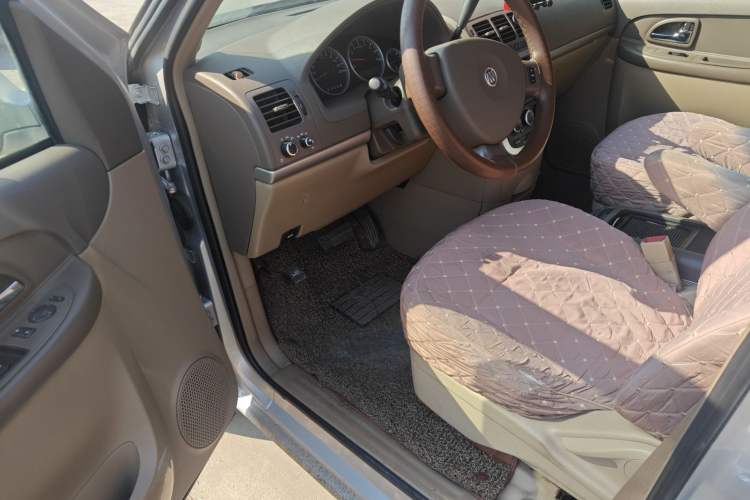 Used Buick GL8 2014 2.4L Classic Edition
