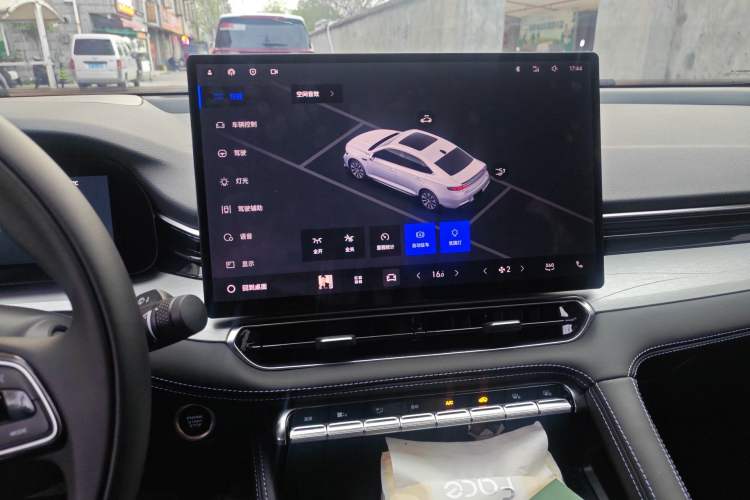 Used Geely Auto Preface 2026 Model Oriental Yao 1.5TD Kunlun Edition Audio And AC Panel