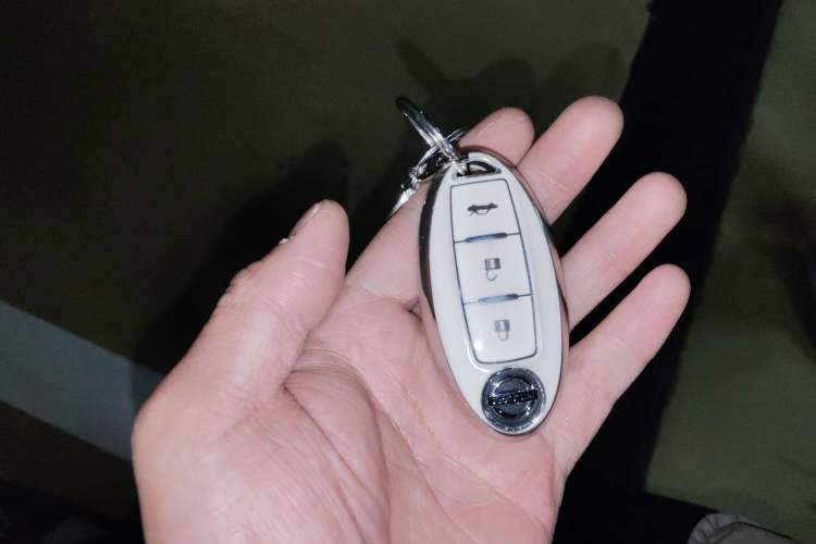 Used Nissan Teana 2021 2.0L XL Upper AD1 Smart Drive & Navigation Edition Vehicle Key