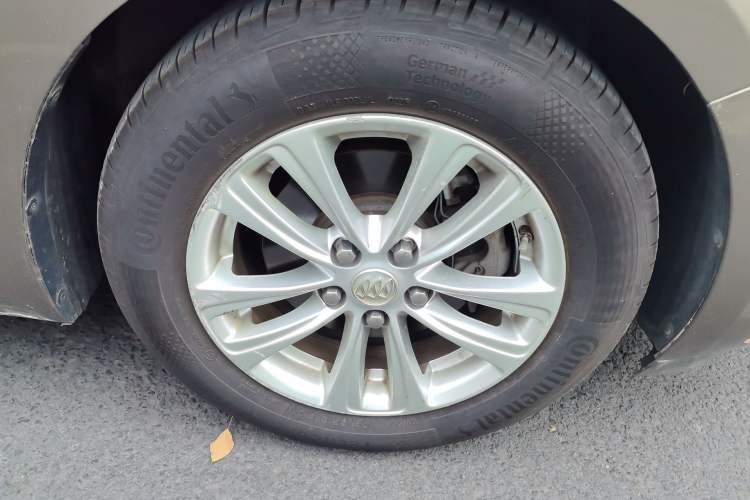 Used Buick GT 2015 15N Automatic Entry-Level Trim
