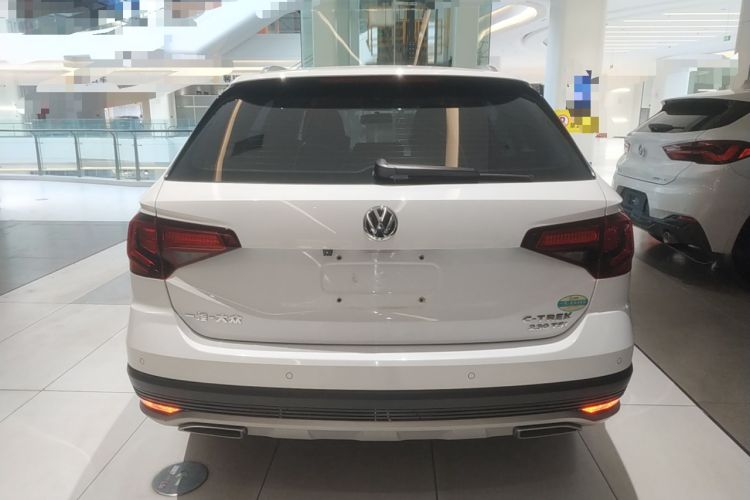 Used Volkswagen C-TREK 2018 230TSI DSG Luxury Version
