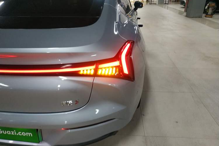 Used NETA S 2022 Pure Electric 715 km Range Rear-Wheel Drive Mid-Range Version