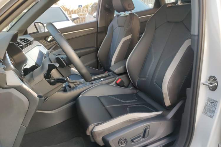 Used Audi Q3 2024 35 TFSI Fashion Dynamic Edition
