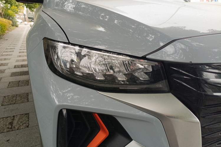 Used Geely Auto Emgrand X7 Sport 2022 Boyue X 1.8TD DCT Smart Model Right Front Headlight