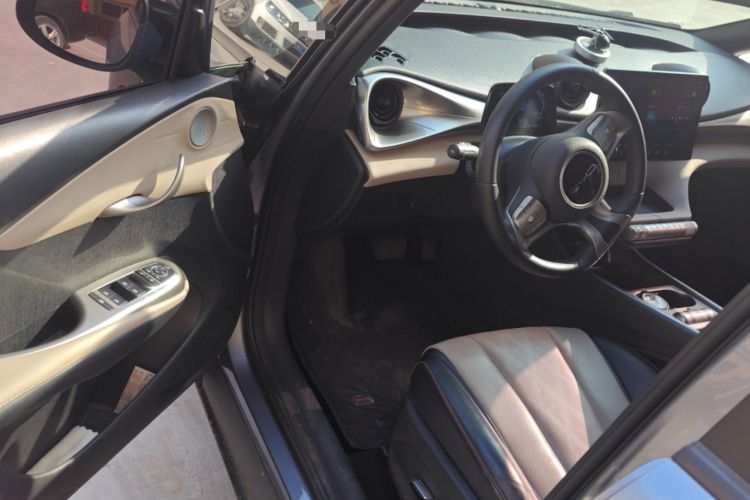 Used BYD Dolphin 2023 420 km Fashion Edition Driver Seat