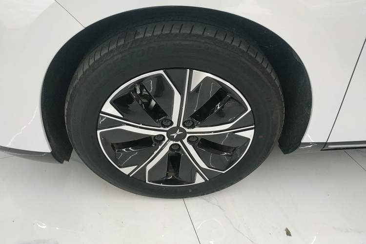 Used XPeng P5 2022 550E Exterior 7