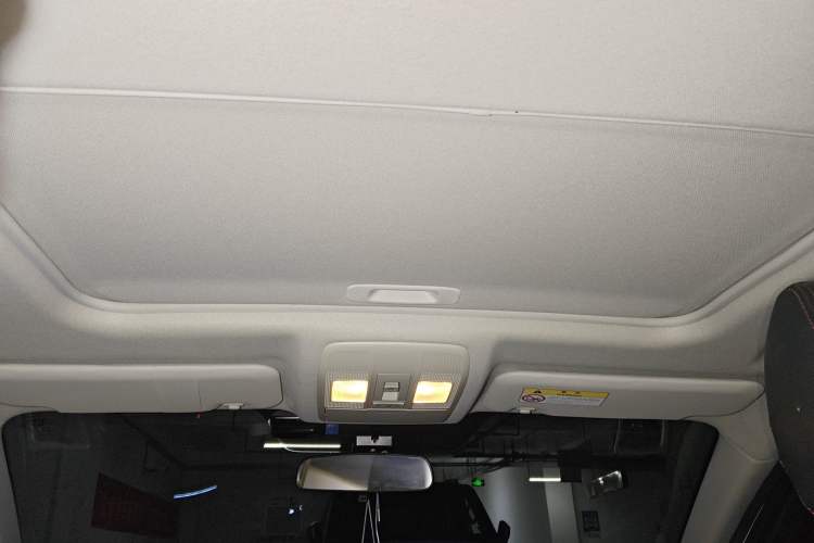 Used Mazda 3 Axela 2017 Sedan 1.5L Automatic Luxury Model Emission Standard China V
