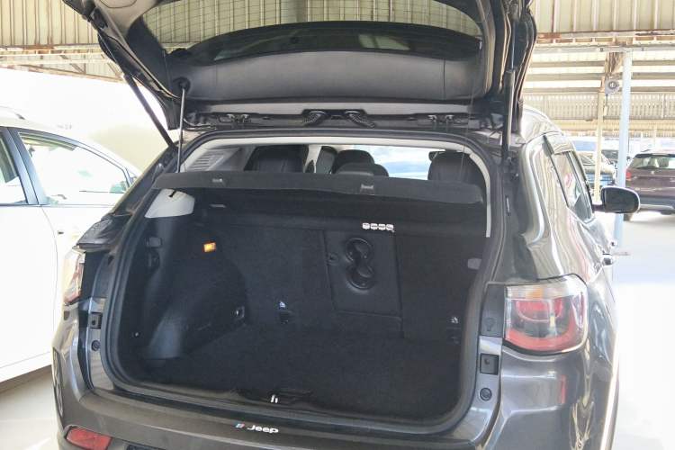 Used Jeep Compass 2017 200TS Automatic High-Performance All-Wheel Drive Edition