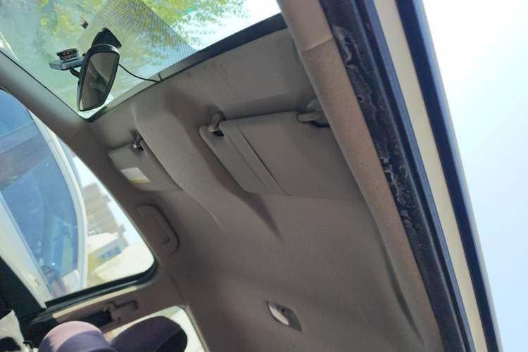 Used Honda Fit 2014 1.5L LX CVT Comfort Model Headliner