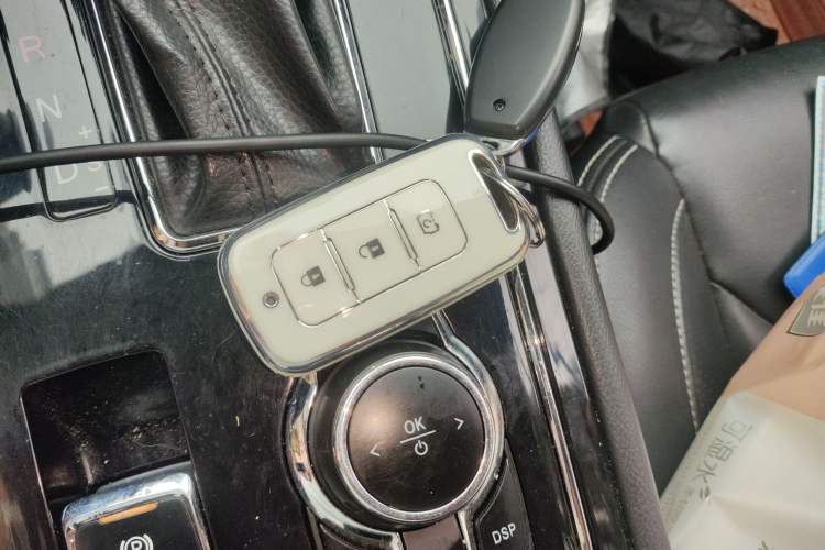 Used Dongfeng Fengon 580 2017 1.5T CVT Smart Style Model