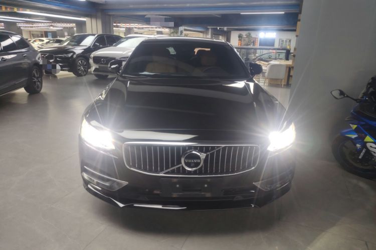 Used Volvo S90 2016 T6 AWD Zhiya Edition