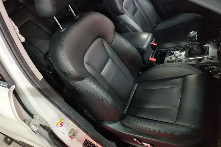 Used Haval H6 Coupe 2015 Blue Label 2.0T Manual Two-Wheel-Drive Elite Model