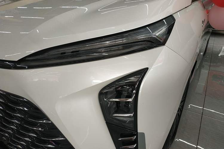 Used Buick GL8 New Energy 2024 Lu Zun Luxury Edition 7-Seater Left Front Headlight