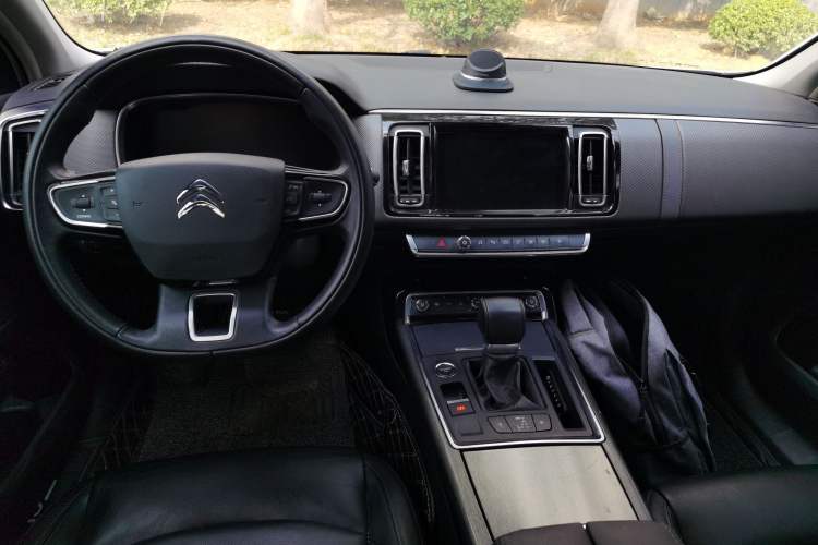 Used Citroen C6 2017 Revised Version 380THP Luxury Edition