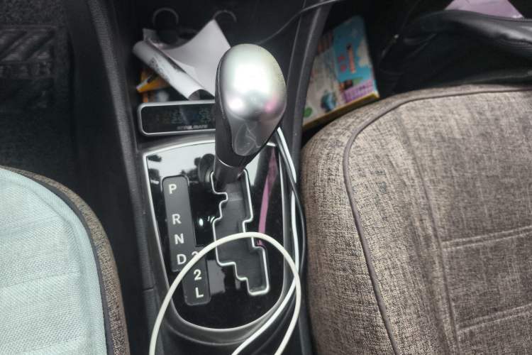 Used Hyundai Verna Ray 2014 1.4L Automatic TOP