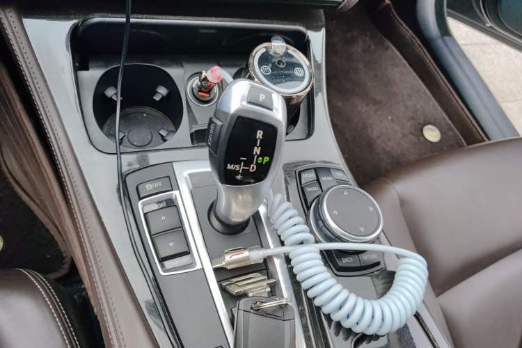 Used BMW 5 Series 2014 525Li Luxury Design Package Gear Lever