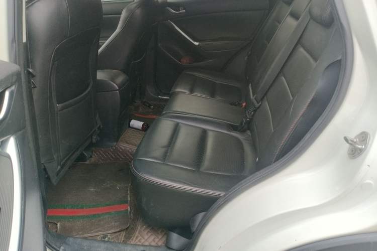 Used Mazda CX-5 2013 2.5L Automatic 4x4 Luxury Version Left Rear Seat