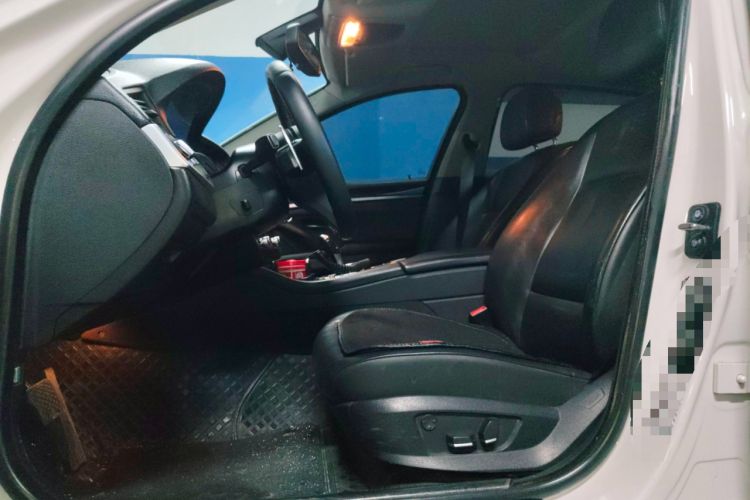 Used BMW 5 Series 2013 525Li Luxury Model