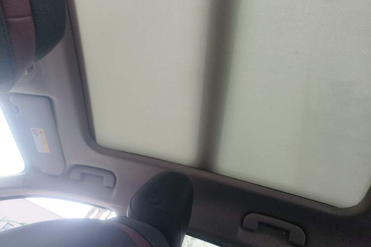 Used Citroen C5 AIRCROSS 2017 380THP Luxury Model Headliner