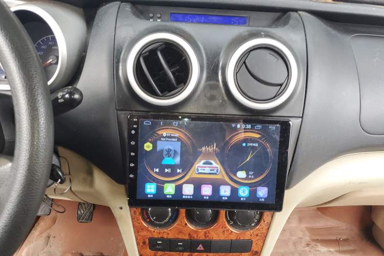 Used CHANGAN KAICHENG Ounuo S 2012 1.3L Base Version
