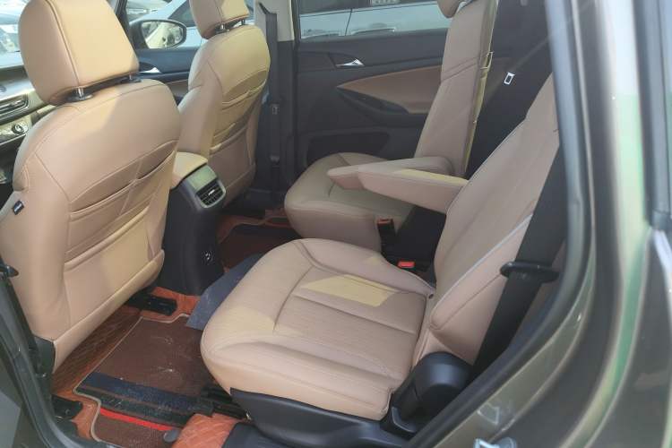 Used Buick GL6 2021 323T Mild Hybrid Connect Luxury Model Left Rear Seat