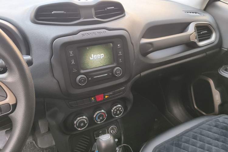 Used Jeep Renegade 2016 1.4T Automatic Jingneng Edition
