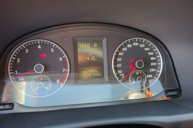 Used Volkswagen Touran 2015 1.4T DSG Comfort Edition 5 Seats Instrument Cluster