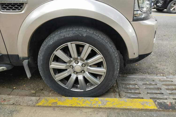 Used Land Rover Discovery 2014 3.0 SC V6 HSE