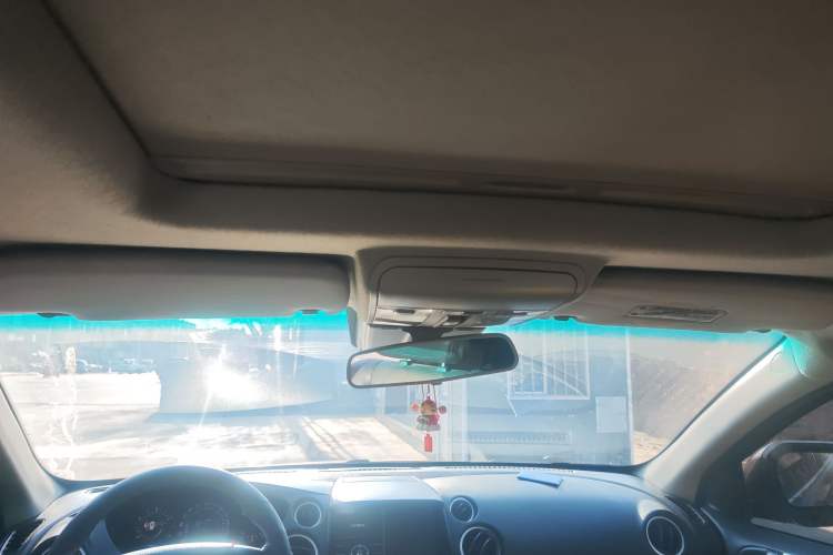 Used Luxgen Great 7 SUV 2011 2.2T Four-Wheel Drive ZhiZun Version
