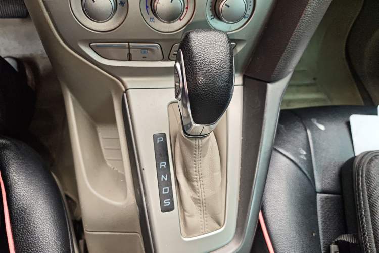 Used Ford Focus 2012 Sedan 1.6L Automatic Comfort Model
