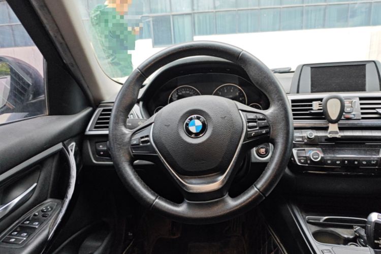 Used BMW 3 Series 2017 318Li Fashion Model Steering Wheel