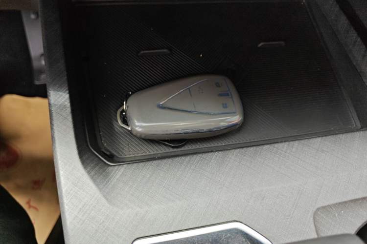 Used CHANGAN UNI-V 2022 1.5T Prestige Version
