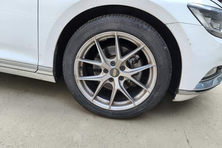 Used Volkswagen Magotan 2017 330TSI DSG Leading Model