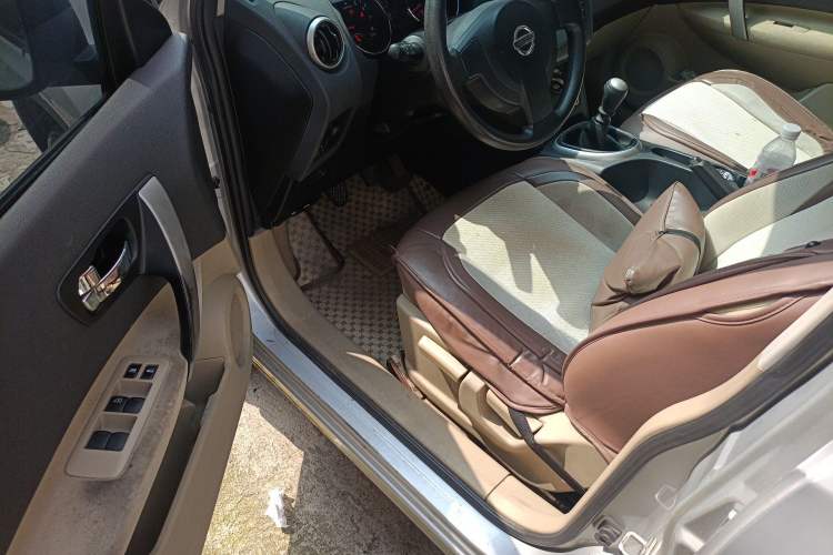 Used Nissan Qashqai 2015 2.0 XL Cool Fire MT 2WD