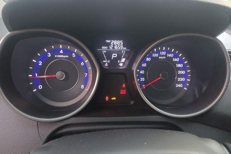 Used Hyundai Elantra (5th Generation / Langdong) 2015 1.6L Automatic Fashion Model Instrument Cluster