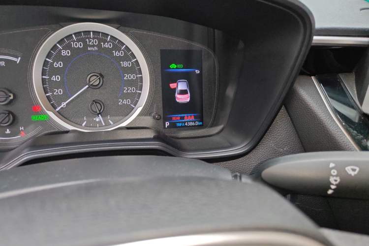 Used Toyota Levin 2019 Dual-Engine 1.8H E-CVT Luxury Edition China VI Standard