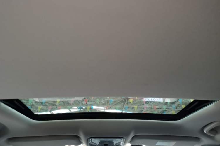Used CHANGAN CS55 2018 1.5T Automatic Colorful Edition China V Standard

